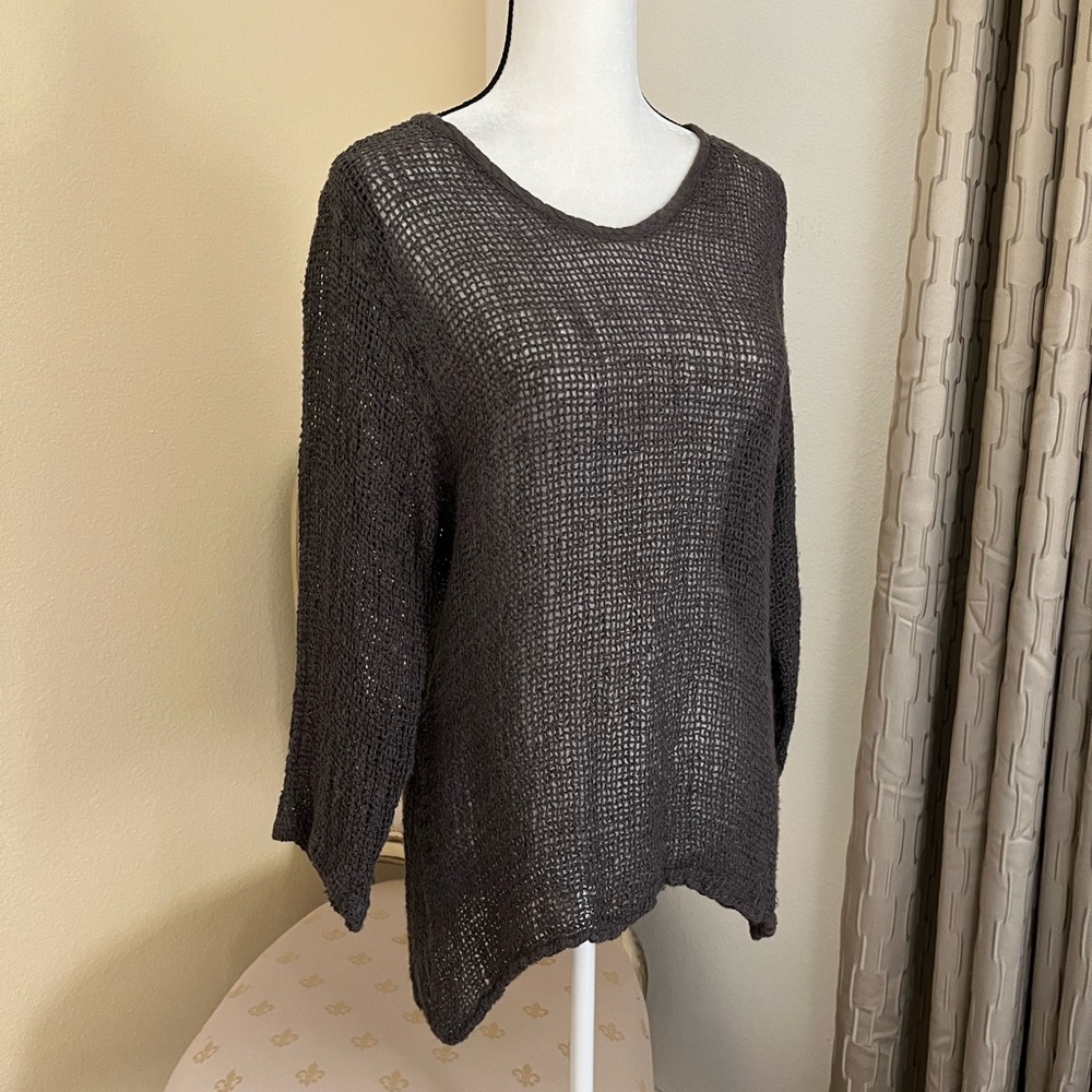 La Bottega di Brunella Made In Italy Luxury Brand Gray Linen Semi Sheer Top. Sm.